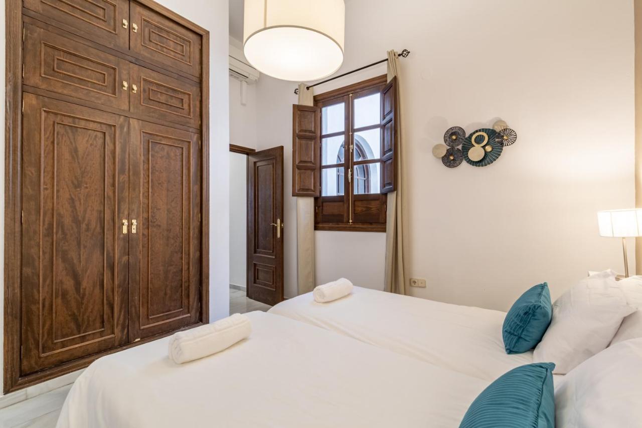 Bns Dauro Suites Granada Dış mekan fotoğraf